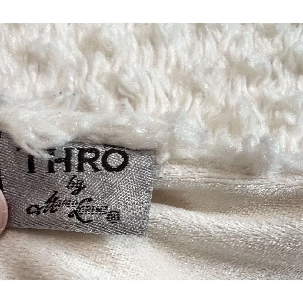Thro by Marlo Lorenz‎ Green Plush Fuzzy Soft Cream Baby Blanket